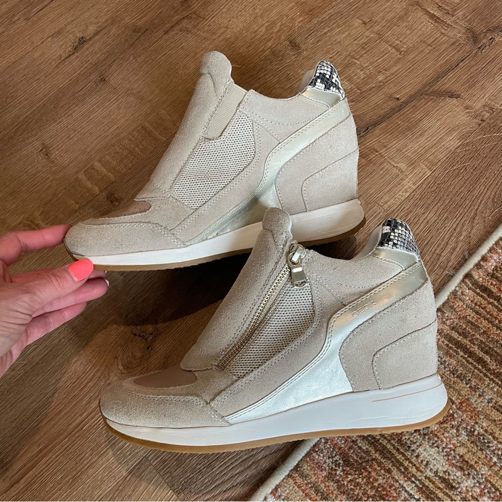 Geoc suede Wedge bootie Shoes with Hidden Heel